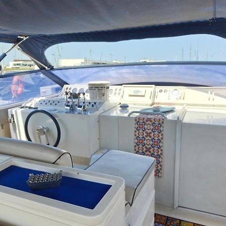 Desire Charming House Boat Hotel Palermo Ngoại thất bức ảnh